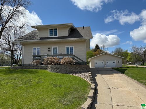 508 3rd Ave, Alton, IA, 51003-8580 | Card Image