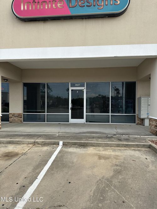 ste-7-3827 Bienville Blvd, Ocean Springs, MS, 39564-5869 | Card Image