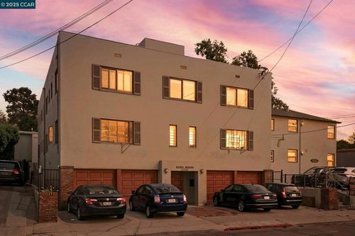 1919 Curtis St, Berkeley, CA, 94702-1005 | Card Image