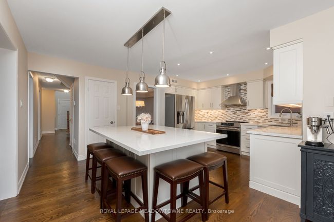 206 Eaton St, House other with 5 bedrooms, 4 bathrooms and 2 parking in Georgetown ON | Image 9