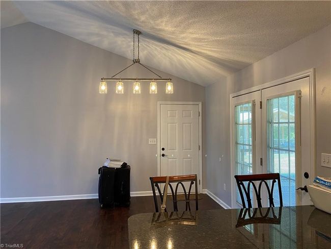 Dining area can accommodate large table | Image 8