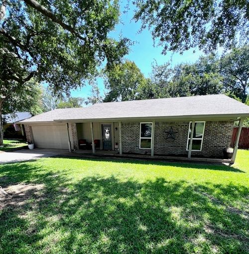 1806 Timberline Dr, Duncanville, TX, 75137-4553 | Card Image
