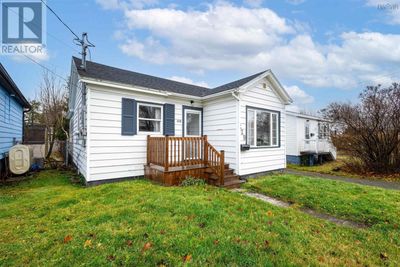 229 Lisgard St, House other with 3 bedrooms, 1 bathrooms and null parking in Sydney NS | Image 2