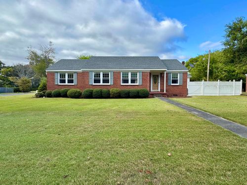 301 E 14th St, Sheffield, AL, 35660-7409 | Card Image