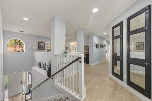 1403-6185 Reserve Cir, NAPLES, FL, 34119-4215 | Card Image