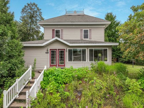 612 N 1st St, Bruce, WI, 54819-9438 | Card Image