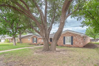 2822 Stutz Dr, House other with 4 bedrooms, 3 bathrooms and 2 parking in Midland TX | Image 3