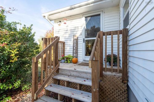 772 Division Rd, Pictou, NS, B0K1H0 | Card Image