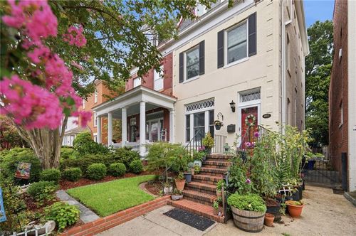 622 Redgate Ave, Norfolk, VA, 23507-1702 | Card Image