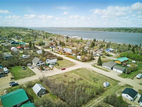 303 William St, Manitou Beach, SK, S0K4T1 | Card Image