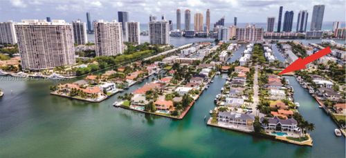 3428 Ne 169th St, North Miami Beach, FL, 33160-3013 | Card Image