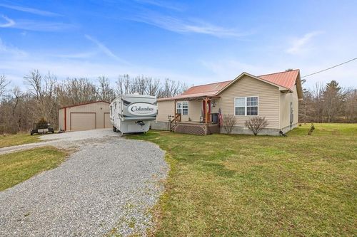 126 Andrea Ln, Monterey, TN, 38574-5084 | Card Image