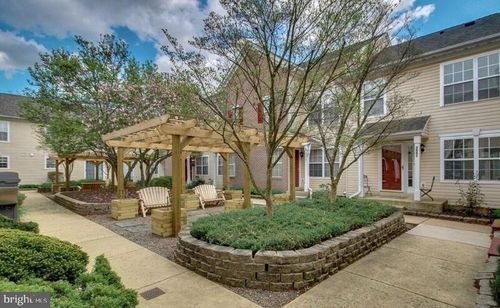 3947 Captain Molly Cir, DOYLESTOWN, PA, 18902-9048 | Card Image