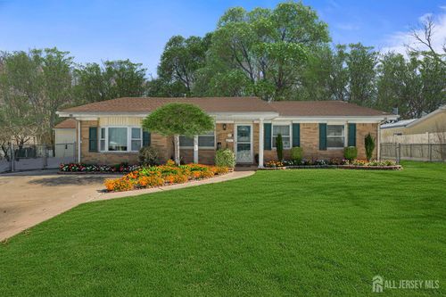 105 Applegate Ave, Monroe, NJ, 08831-8814 | Card Image