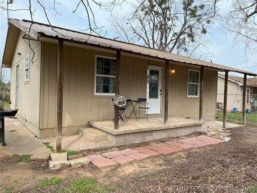 407 Denison St, Cartwright, OK, 74731-2224 | Card Image