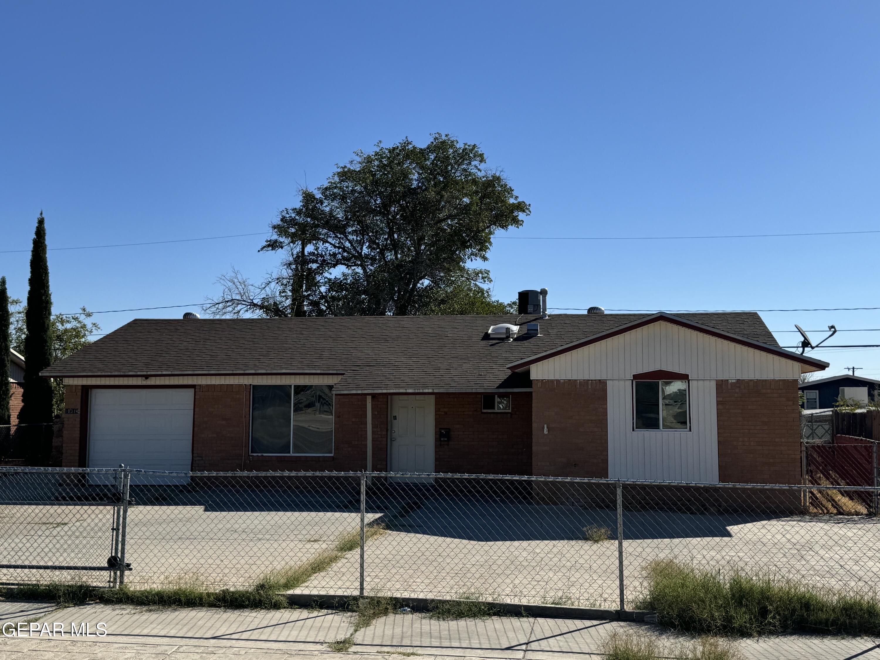 Kellogg St, El Paso, TX 79924