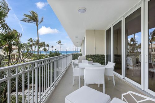 d2-100 Royal Palm Way, Palm Beach, FL, 33480 | Card Image