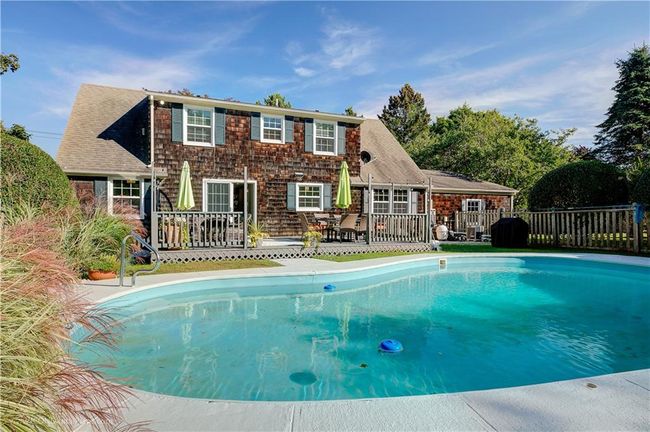 569 Turner Rd, Home with 4 bedrooms, 3 bathrooms and 6 parking in Middletown RI | Image 34