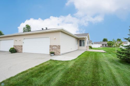 625 2nd St Nw, Dilworth, MN, 56529-1649 | Card Image