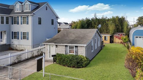 36 Kildare Rd, Island Park, NY, 11558-1026 | Card Image