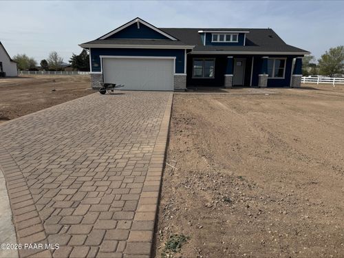 2520 Connor Ave, Chino Valley, AZ, 86323-8244 | Card Image