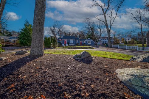 170 Cowesett Rd, Warwick, RI, 02886-8561 | Card Image