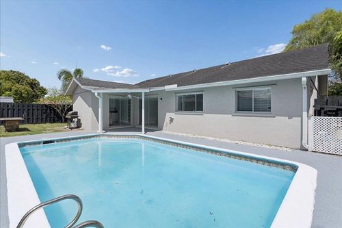 2324 Nw 98th Ter, Coral Springs, FL, 33065-4950 | Card Image