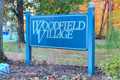 160-160 Glengarry Rd, Fairfield, CT, 06825-1168 | Card Image