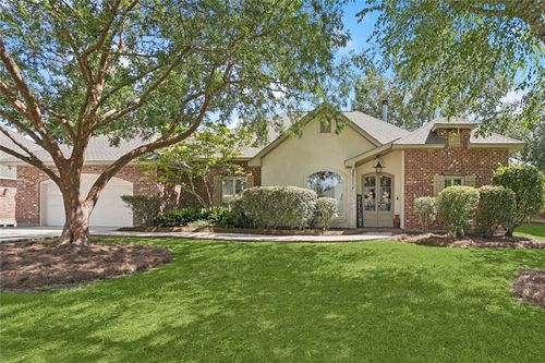 142 Acadian Ln, Mandeville, LA, 70471-1788 | Card Image