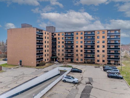 204-29 West Ave, Kitchener, ON, N2M5E4 | Card Image