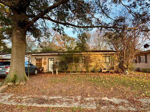 1105 S Prairie St, Stuttgart, AR, 72160-5128 | Card Image