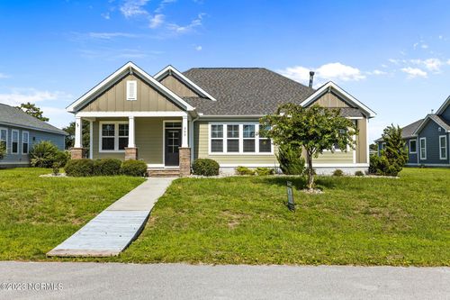 202 Seagrass Way, Newport, NC, 28570-0135 | Card Image