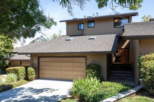 2 Hallmark Cir, Menlo Park, CA, 94025-6683 | Card Image