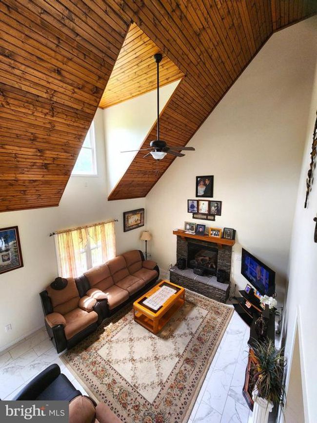 1932 Howardsville Tpke, House other with 4 bedrooms, 4 bathrooms and null parking in STUARTS DRAFT VA | Image 6