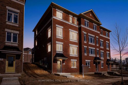 39 Addyman Crescent, Clarington, ON, L1B0X1 | Card Image