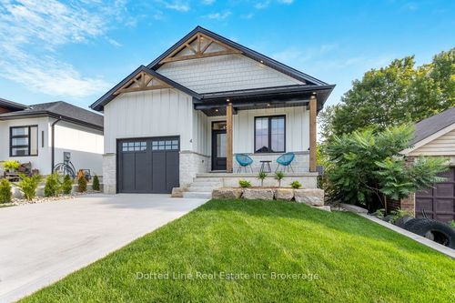 4 Charles Crt, Port Burwell, ON, N0J1T0 | Card Image