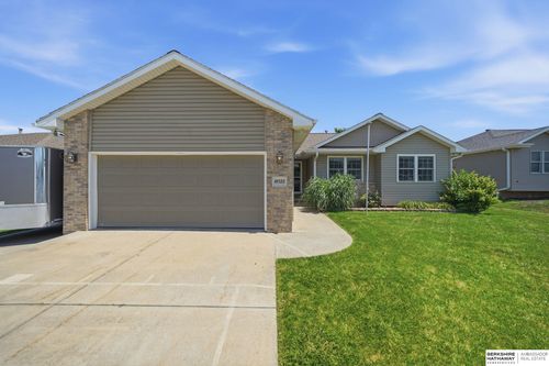 10522 Northloch Ln, Waverly, NE, 68462 | Card Image