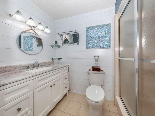 1740-C - 1740 Lake Place, Condo with 2 bedrooms, 2 bathrooms and null parking in Venice FL | Image 14