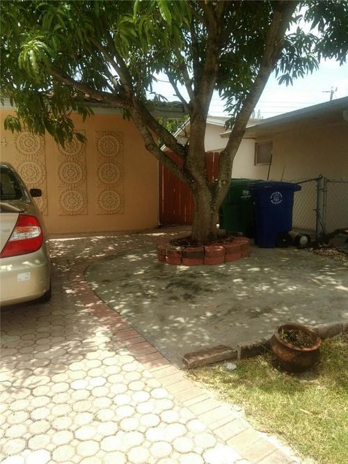 6764 Azalea Drive, Miramar, FL, 33023 | Card Image