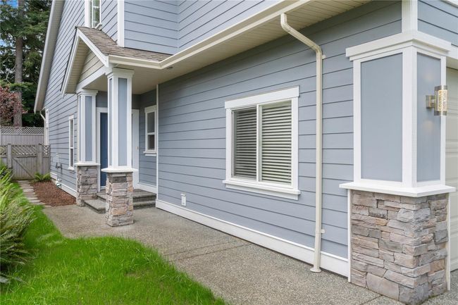 Side of Home | Image 49