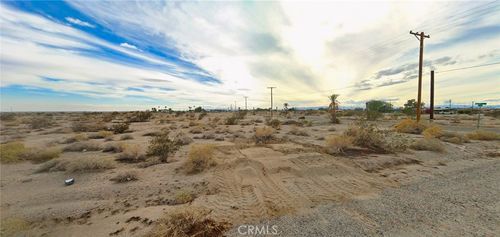 1015 Sea Shore Ave, Thermal, CA, 92274-8186 | Card Image