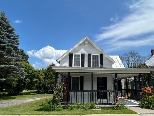 25 Lake St, Rouses Point, NY, 12979-1027 | Card Image