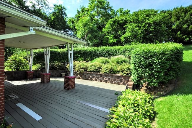 Shade or sun, this is so charming. | Image 38