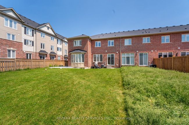 27 Phyllis Dr, House attached with 3 bedrooms, 3 bathrooms and 2 parking in Caledon ON | Image 38