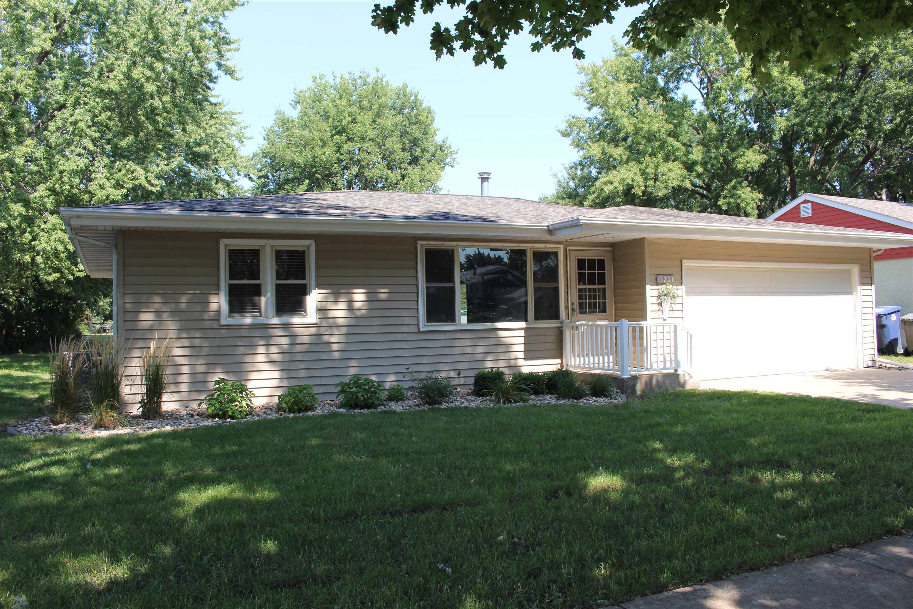 7th St, Spencer, IA 51301