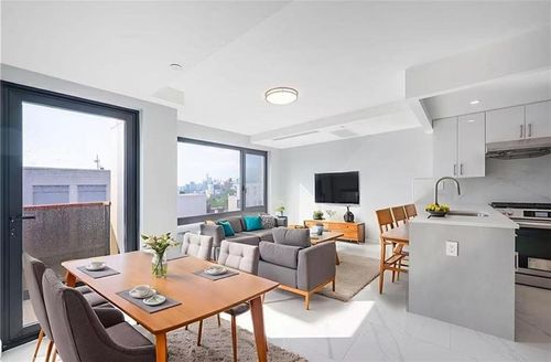 5a-643 5th Ave, Brooklyn, NY, 11215-6968 | Card Image