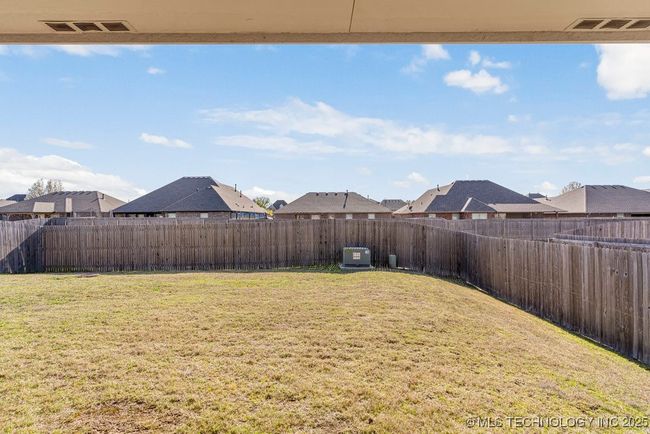 20804 E 32 Nd Pl S, House other with 3 bedrooms, 2 bathrooms and null parking in Broken Arrow OK | Image 27