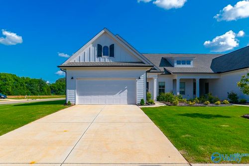 101 Little Britain St, Madison, AL, 35758-5016 | Card Image