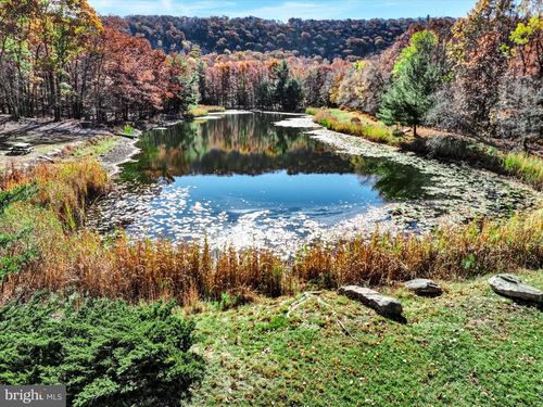 330 Whiteface Cir, Zion Grove, PA, 17985-9316 | Card Image