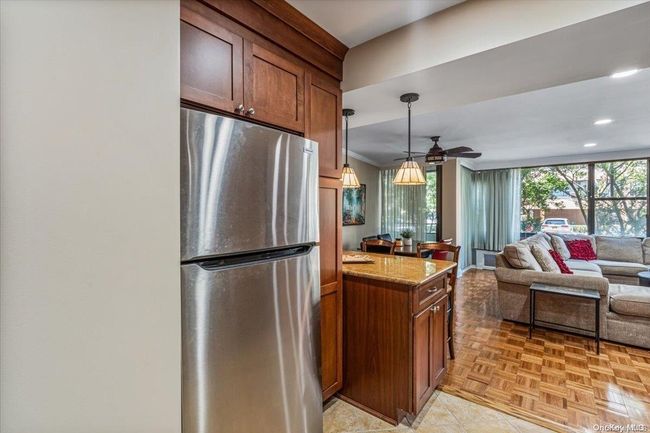 Kitchen | Image 10